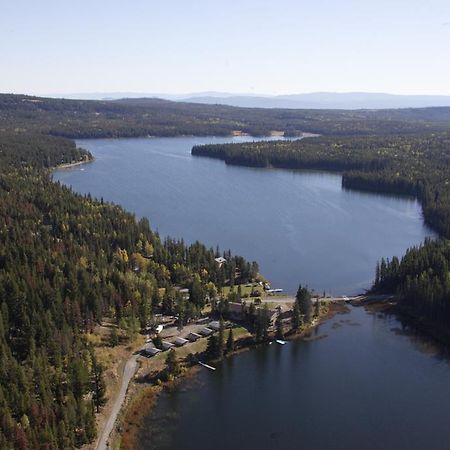 Lac Le Jeune Resort & Nature Centre Камлупс Екстериор снимка