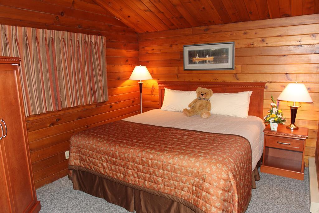 Lac Le Jeune Resort & Nature Centre Камлупс Стая снимка
