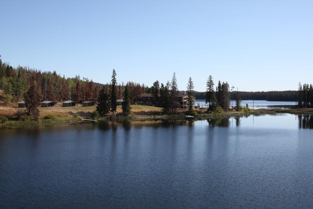 Lac Le Jeune Resort & Nature Centre Камлупс Стая снимка